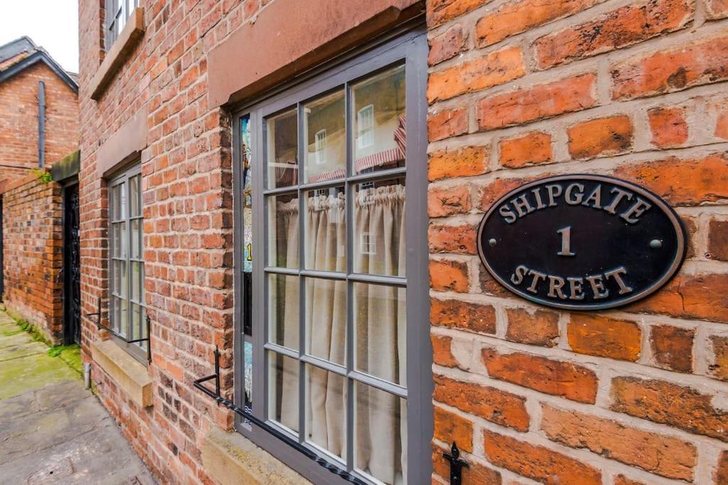 Rustic Chester Cottage Near Shops & Terrace المظهر الخارجي الصورة